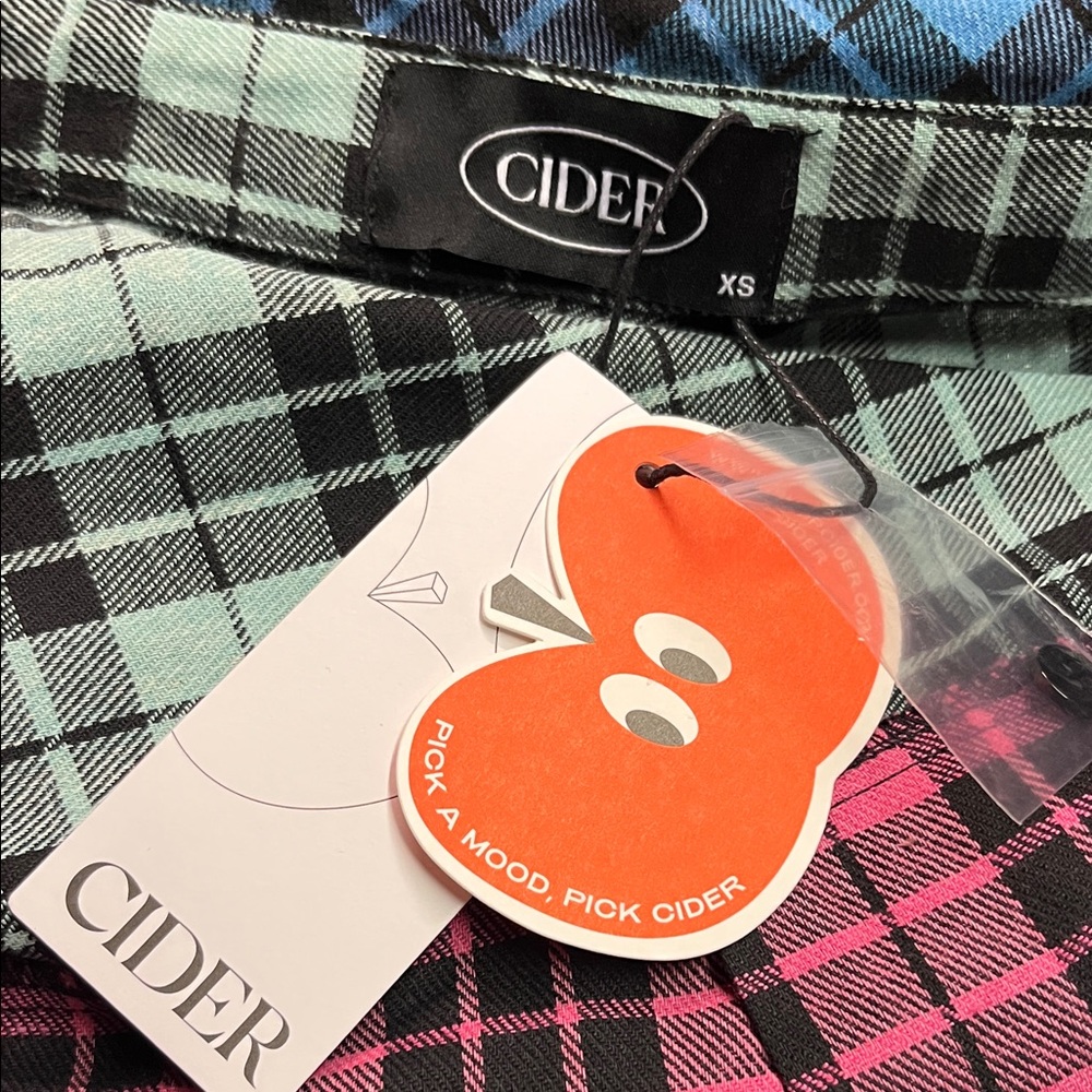 NWT Cider Multicolor Plaid Patchwork Oversized Bu… - image 15